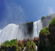 Maid of Mist and Cave of Wind Tour